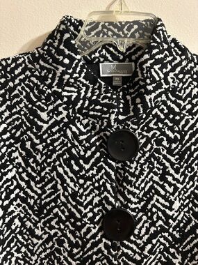 JM Collection Black and White Textured Button-Front Jacket